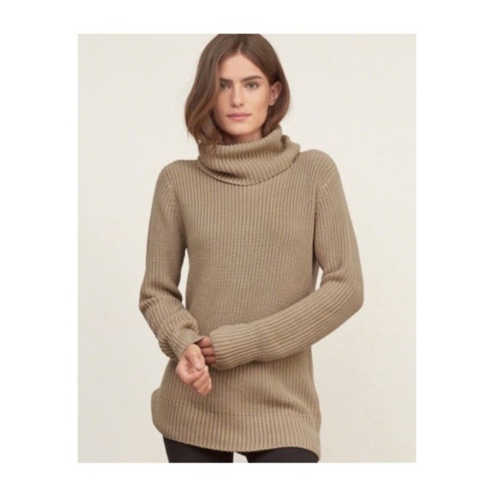 Cable Knit Sweater Abercrombie Fitch Womens XS Tan Neutral Oversized Turtleneck